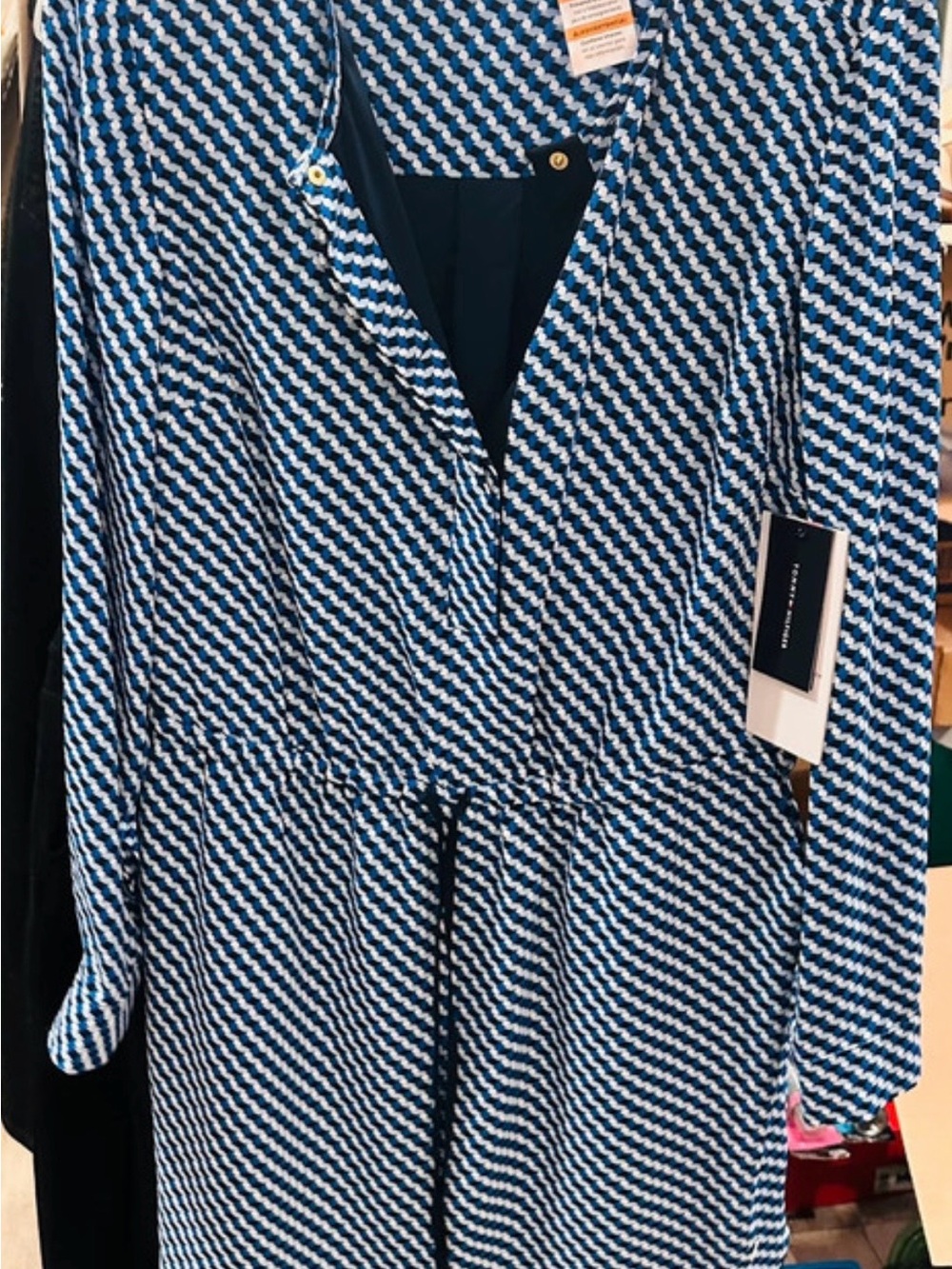TH Dress with cool magnetic snaps